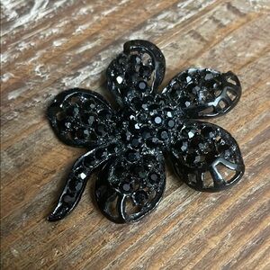 Elegant Black Floral Brooch